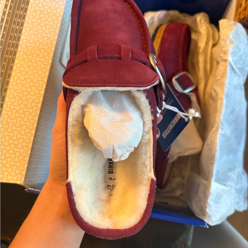 Birkenstock Maroon Buckley Shearling Clogs - Picture 5 of 6